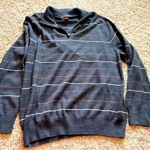 DOCKERS Half Zip Up With Collar Sweater XL, only worn once.